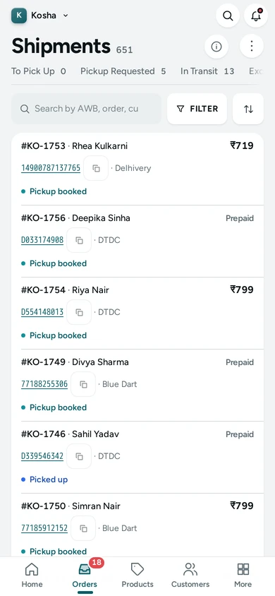 Shipments on a phone: tabs and parcel cards, on Kosha, a demo store on Mercayo.